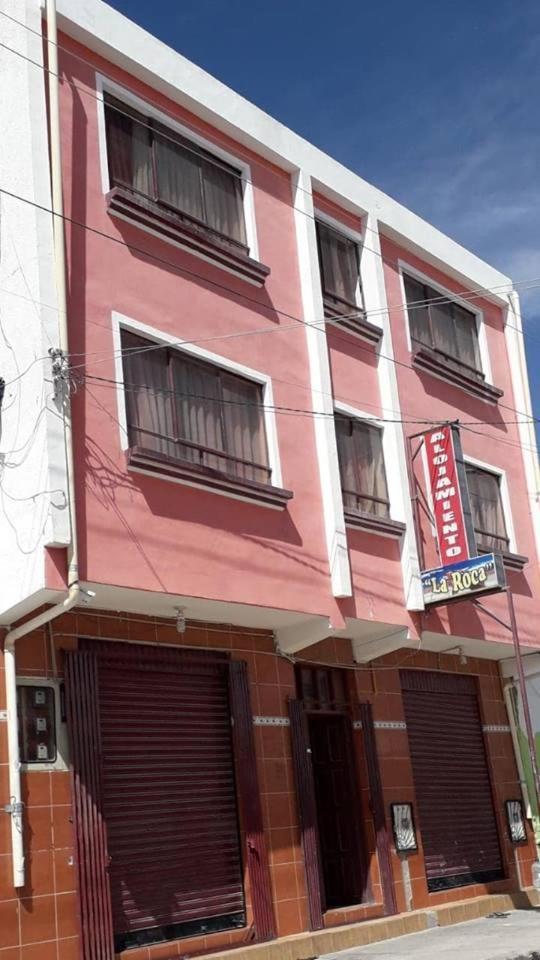 Hostal "La Roca" Uyuni Exterior foto